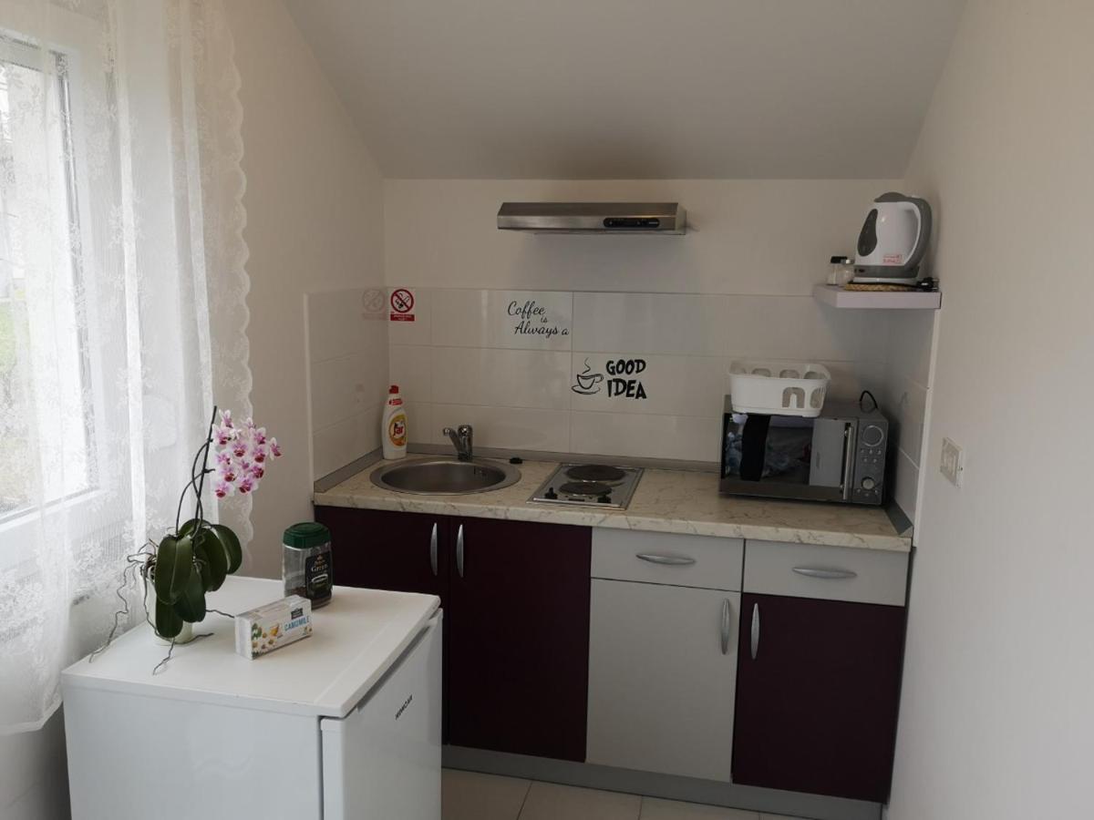 Apartmani Hrsak 크라피나 외부 사진